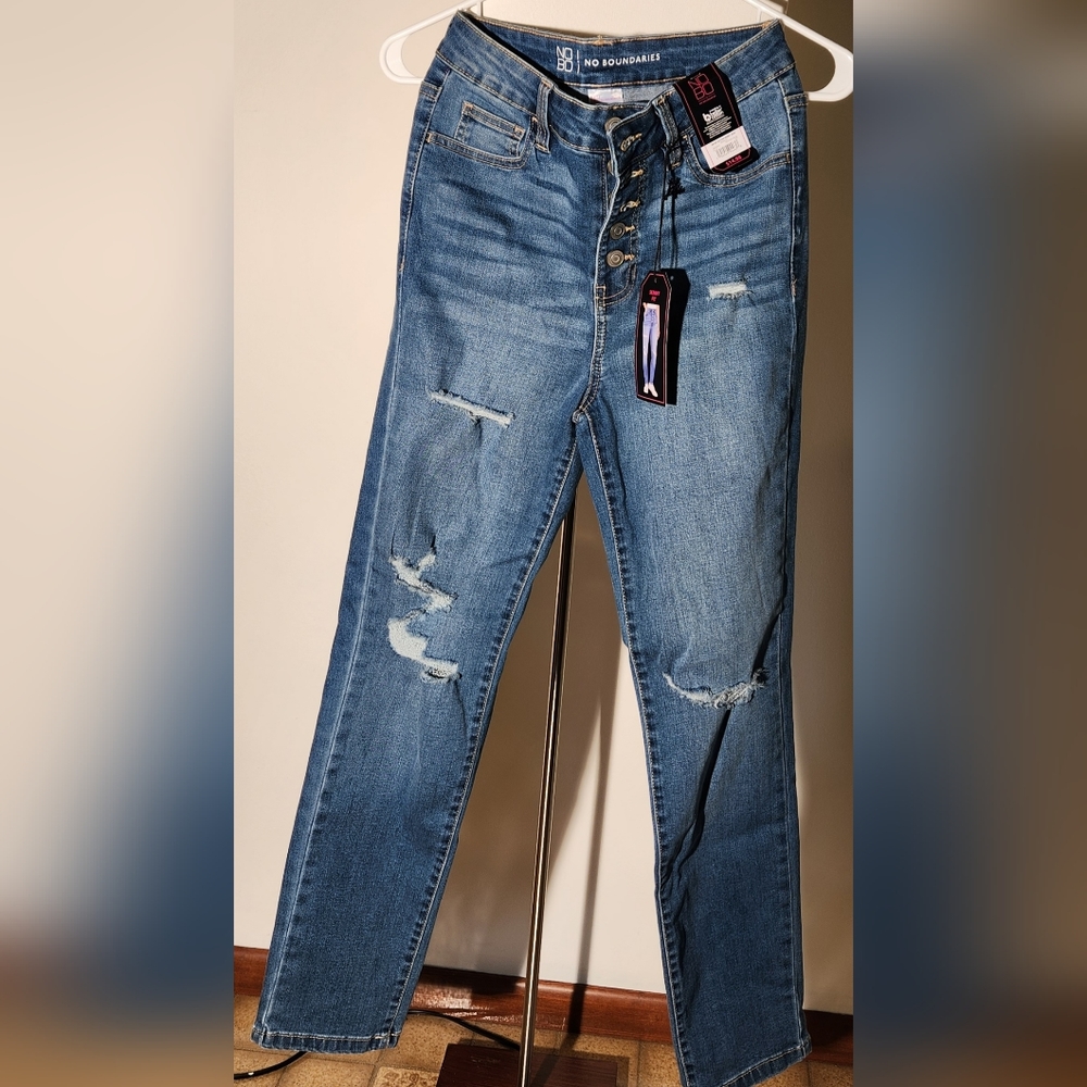 Size 5 jeans, No Boundaries, w tags